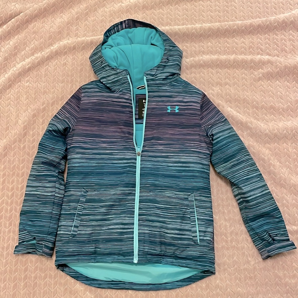 Youth Large Under Armour Laila coat.